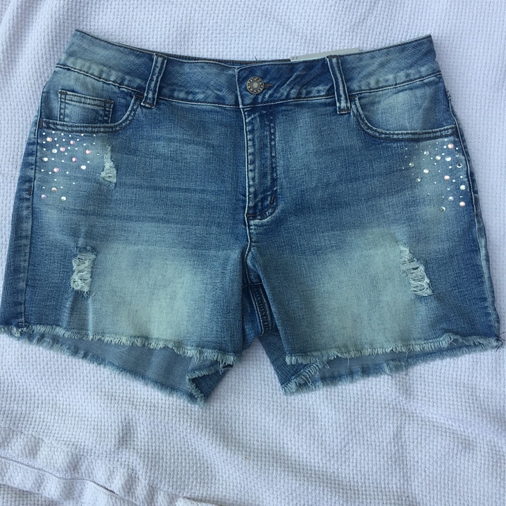NWT- jean shorts by EST 1946 Denim- size 12